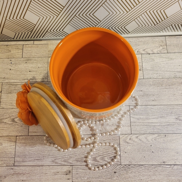 TRICK OR TREAT CANISTER/JAR WITH BAMBOO LID/ CERAMIC/ 5.5x5 - Picture 4 of 8